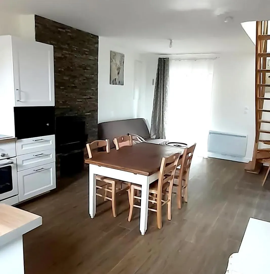 Au Lutin Pommé - Maison de vacances Bretagne Mellé 0*,  Francia